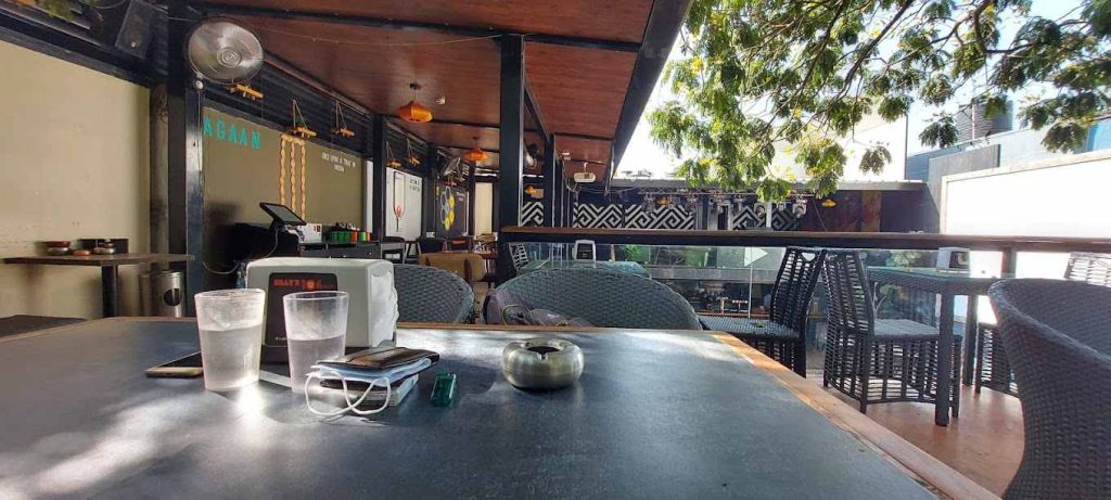 gilly's restobar koramangala best lounge bar